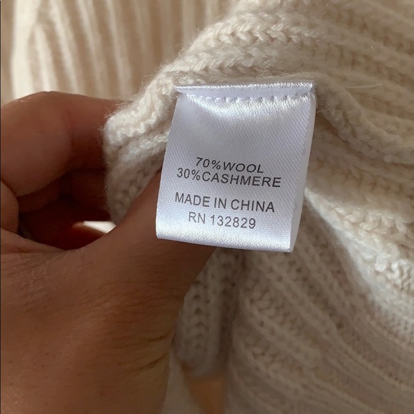 EUC House of Harlow Wool Sweater, size Medium - Picture 2 of 5